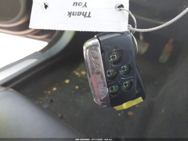 2017 JAGUAR XF SAJBD4BV0HCY42149 Photo 10