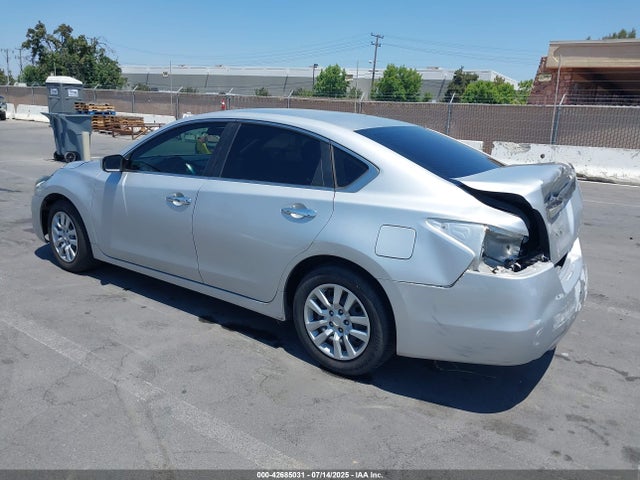 Nissan 2015 2015 1N4AL3AP4FC273304 Image 3