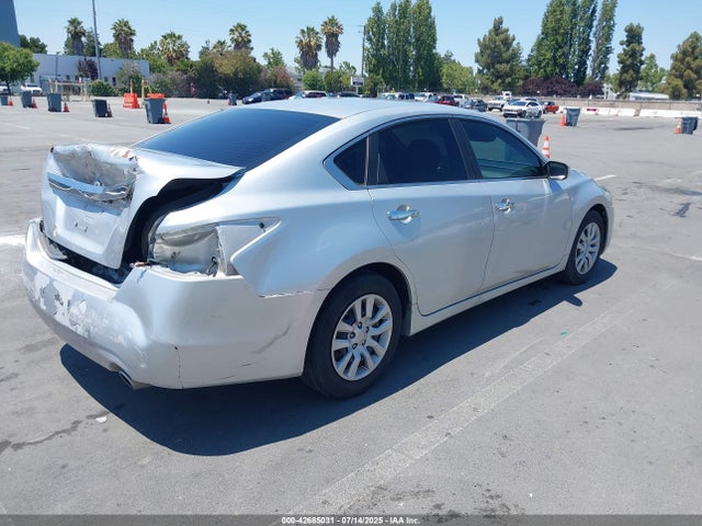Nissan 2015 2015 1N4AL3AP4FC273304 Image 4