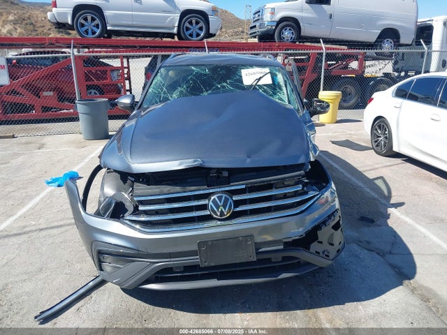 3VV3B7AX8PM107883 Volkswagen tsi
