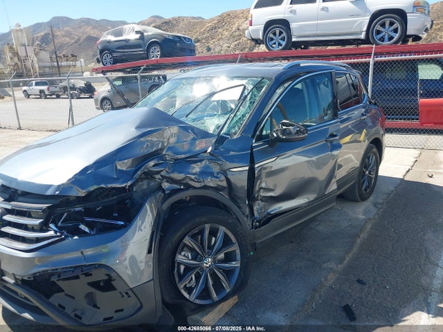 3VV3B7AX8PM107883 Volkswagen tsi