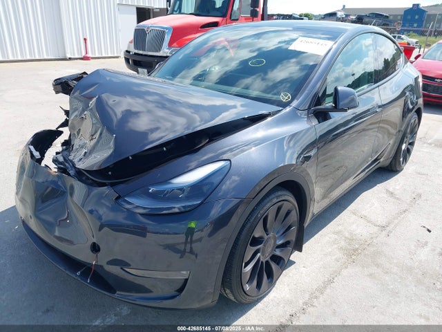 2025 TESLA MODEL Y 7SAYGDEF1SF309146 Photo 9