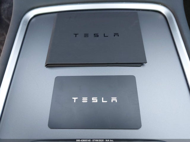 2025 TESLA MODEL Y 7SAYGDEF1SF309146 Photo 10