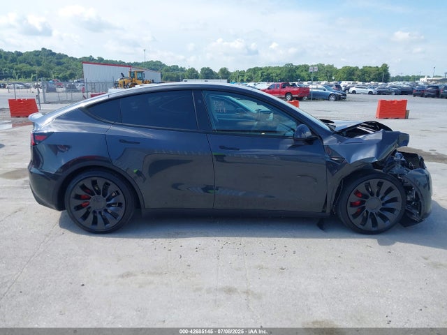 7SAYGDEF1SF309146 Tesla Model Y