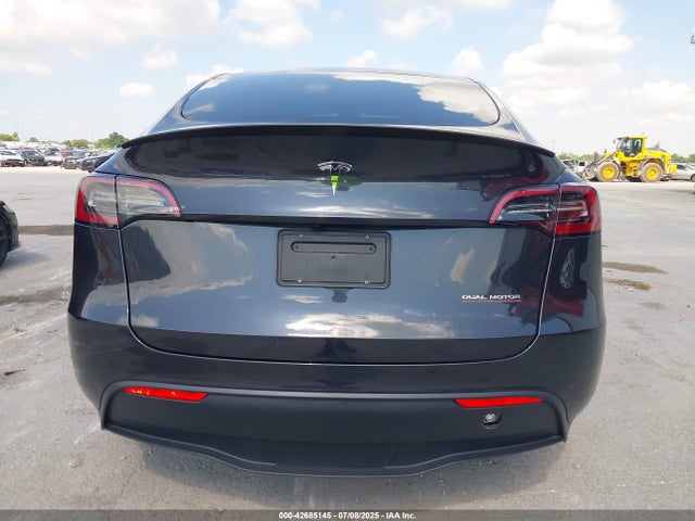 7SAYGDEF1SF309146 Tesla Model Y