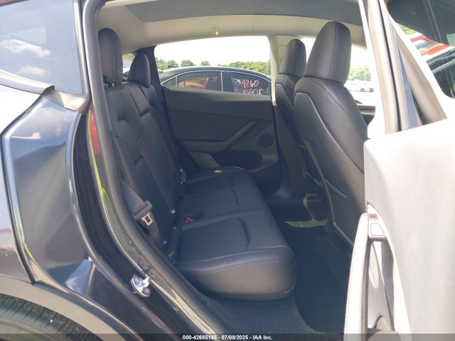 2025 TESLA MODEL Y 7SAYGDEF1SF309146 Photo 7