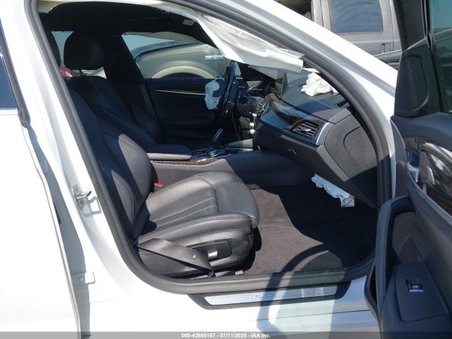 WBAJA9C51KB399759 BMW 530e