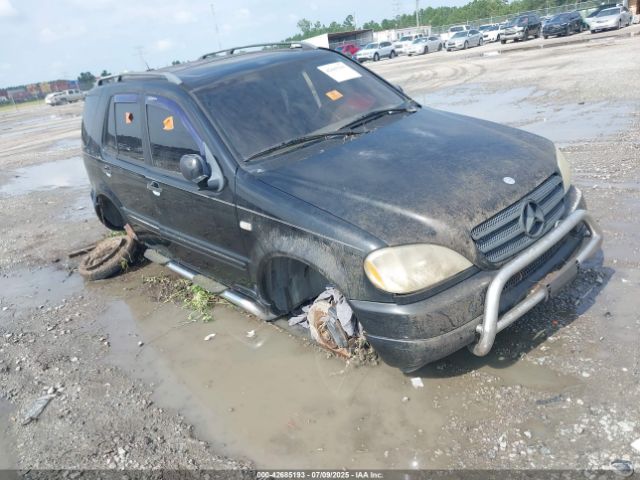 2001 MERCEDES-BENZ ML 430 4JGAB72E91A258881