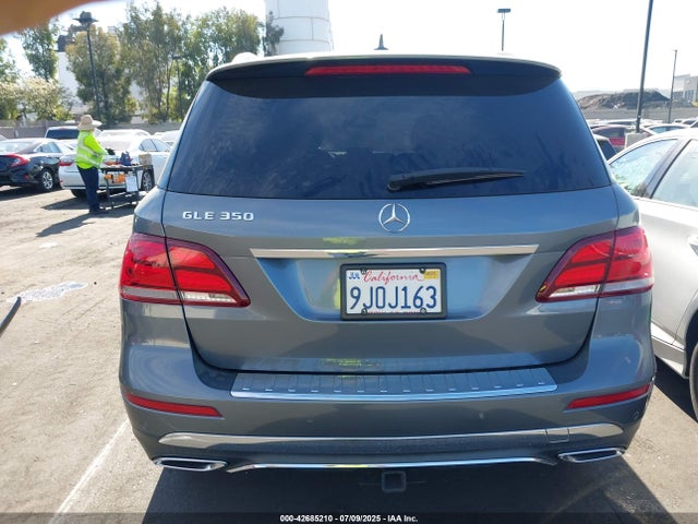 Mercedes-Benz m276 2017 4JGDA5JB8HA977920 Image 17