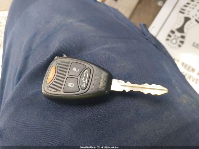 2004 CHRYSLER PACIFICA 2C8GF684X4R590256 Photo 10