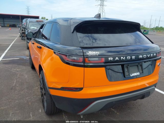 2018 LAND ROVER RANGE ROVER VELAR SALYB2RN1JA723478 Photo 2