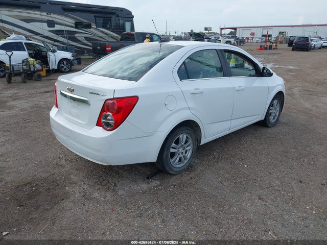1G1JC5SHXF4171666 Chevrolet luw