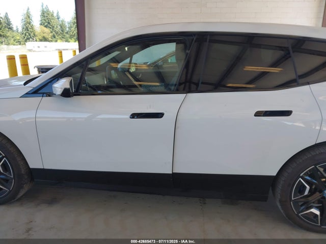 WB523CF00SCS18655 BMW Ix