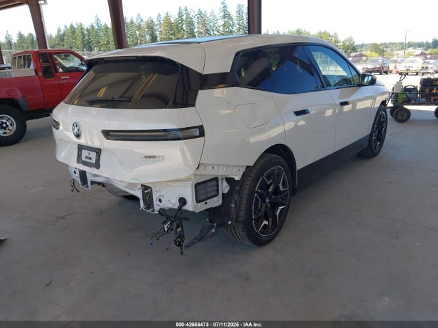 WB523CF00SCS18655 BMW Ix