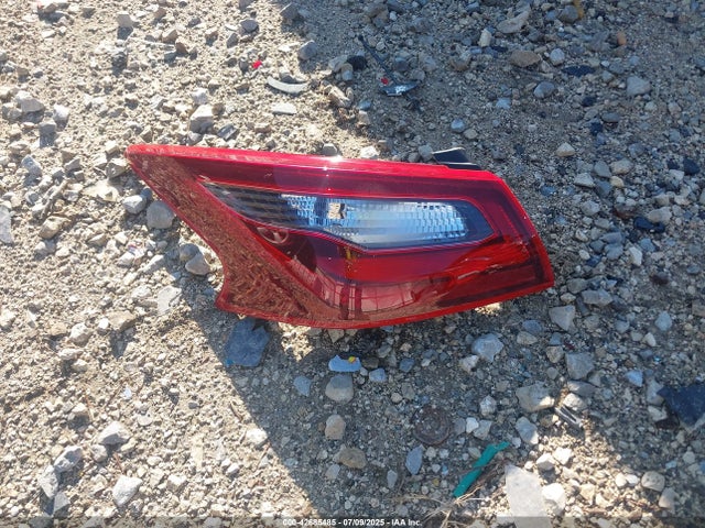 1N4AL3AP8JC299462 Nissan 2018