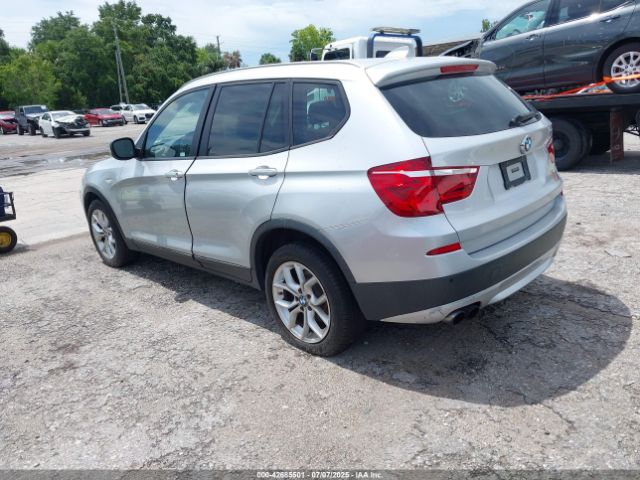 2011 BMW X3 5UXWX7C56BLL15455 Photo 2