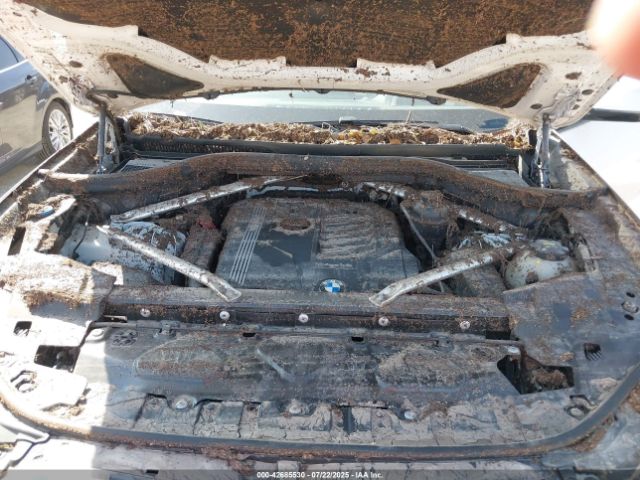 2019 BMW X5 5UXCR6C51KLL10302 Photo 9