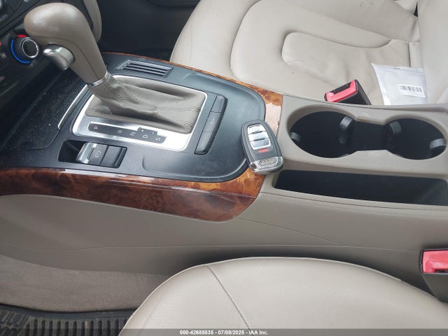 2011 AUDI A4 WAUSFAFL2BA053226 Photo 10