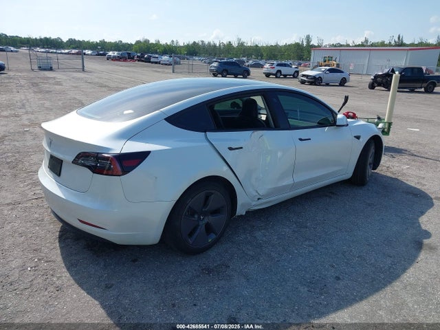2023 TESLA MODEL 3 5YJ3E1EA8PF383834 Photo 3