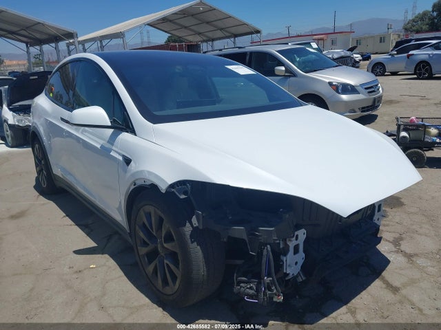 2022 TESLA MODEL X 7SAXCDE58NF361568 Photo 0