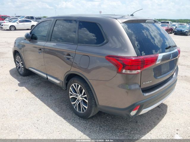 2016 MITSUBISHI OUTLANDER JA4AD2A32GZ045986 Photo 2
