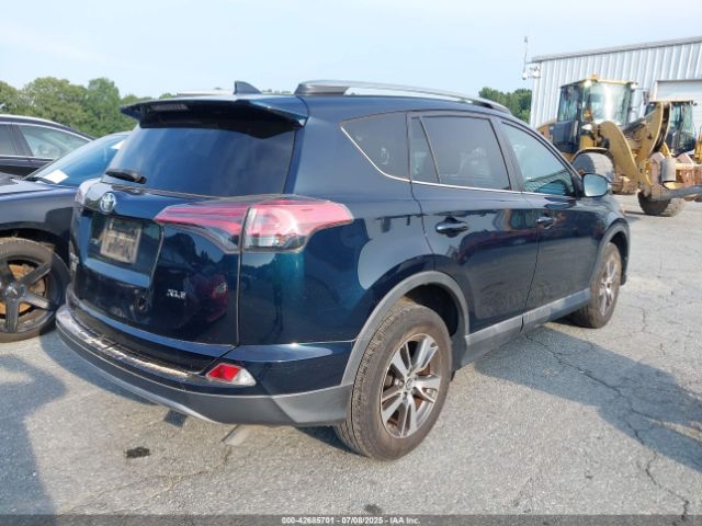 2018 TOYOTA RAV4 2T3WFREV5JW417144 Photo 3