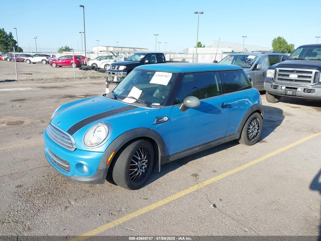 2012 MINI COOPER WMWSU3C56CT369371 Photo 1