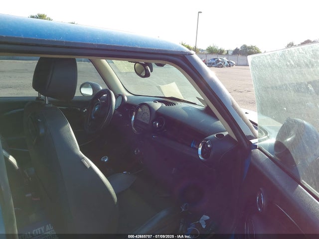 2012 MINI COOPER WMWSU3C56CT369371 Photo 4