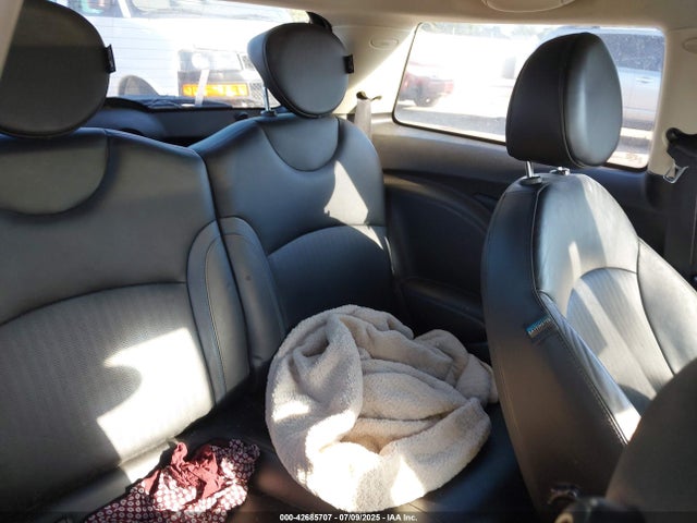 2012 MINI COOPER WMWSU3C56CT369371 Photo 7