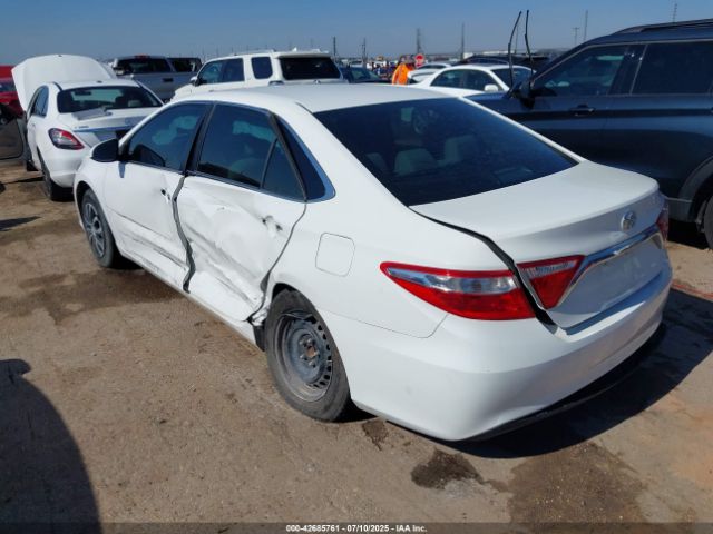 2015 TOYOTA CAMRY 4T4BF1FK4FR452221 Photo 2