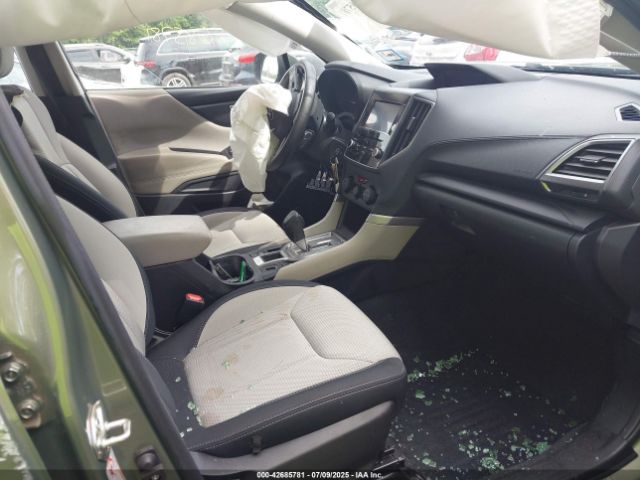 2019 SUBARU FORESTER JF2SKACC3KH469281 Photo 4