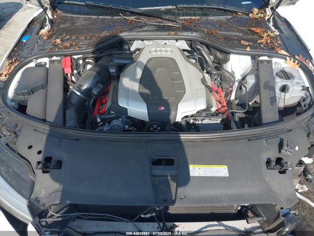 2015 AUDI A8 WAUJGAFD7FN010923 Photo 9