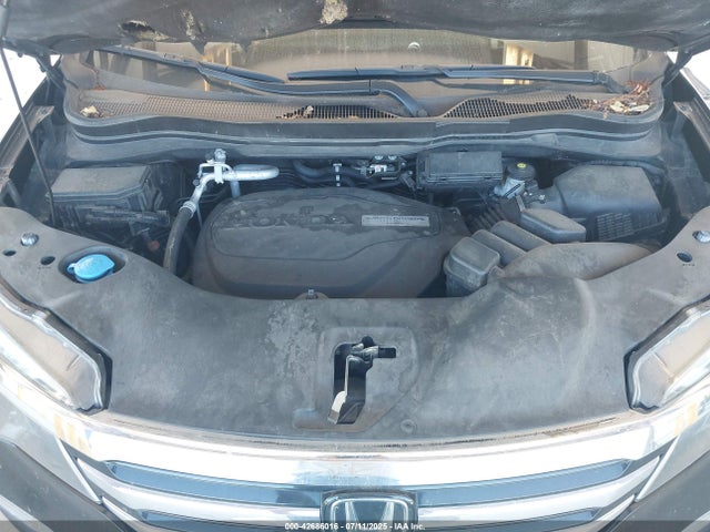 Honda j35y6 2016 5FNYF6H00GB063233 Image 10