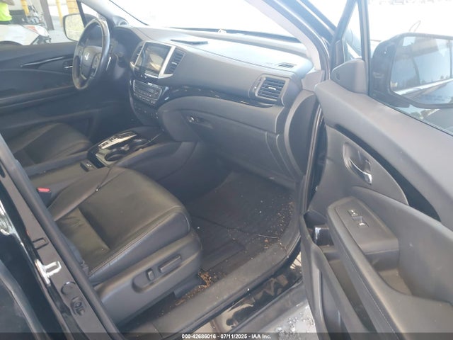 Honda j35y6 2016 5FNYF6H00GB063233 Image 5