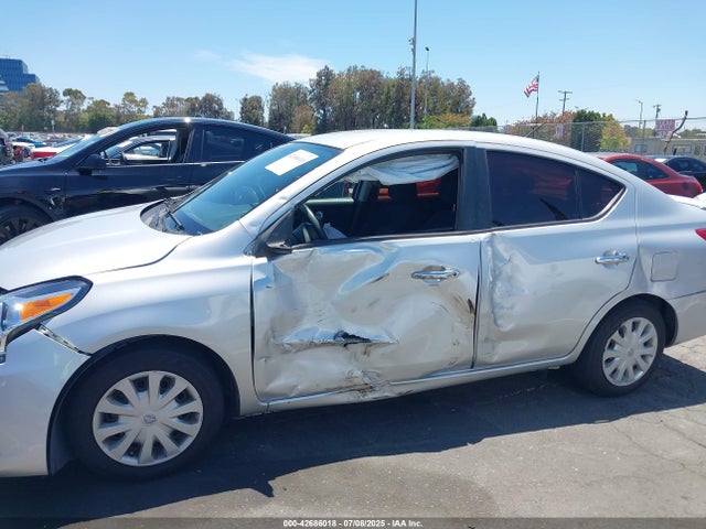 3N1CN7AP6FL872541 Nissan 2015