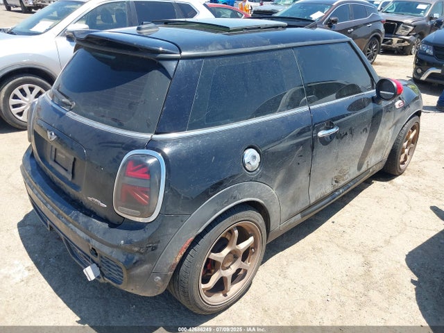 2018 MINI HARDTOP WMWXM9C54J2G49580 Photo 3
