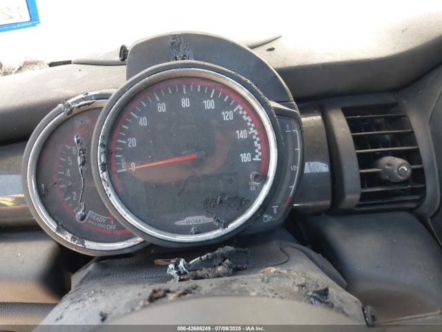 2018 MINI HARDTOP WMWXM9C54J2G49580 Photo 6