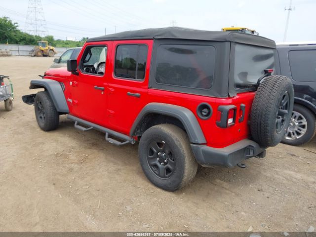 2018 JEEP WRANGLER UNLIMITED 1C4HJXDG9JW169755 Photo 2