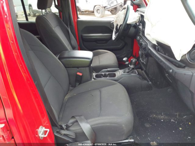 2018 JEEP WRANGLER UNLIMITED 1C4HJXDG9JW169755 Photo 4
