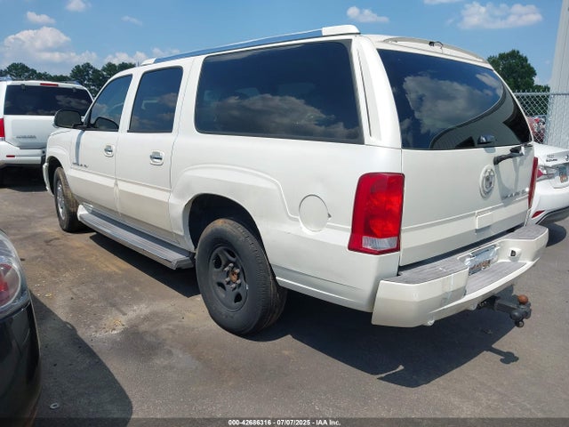2005 CADILLAC ESCALADE ESV 3GYFK66N25G280981 Photo 2