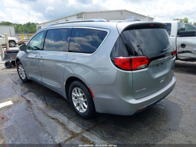 2020 CHRYSLER PACIFICA 2C4RC1BG3LR120433 Photo 2