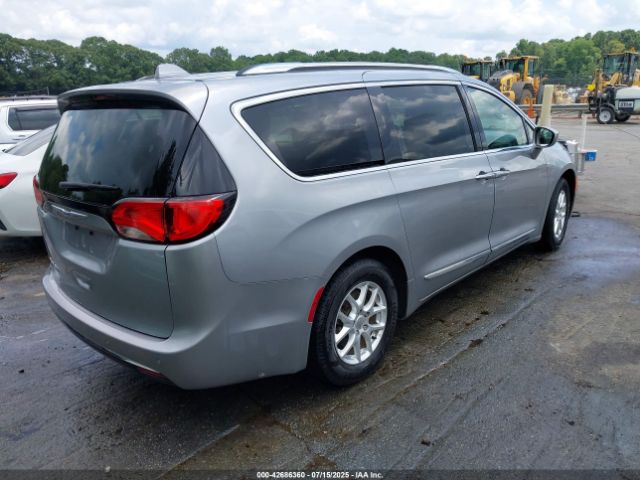 2020 CHRYSLER PACIFICA 2C4RC1BG3LR120433 Photo 3