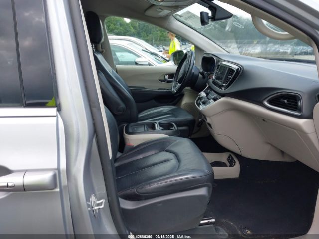 2020 CHRYSLER PACIFICA 2C4RC1BG3LR120433 Photo 4