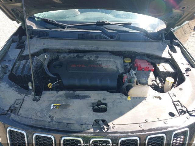 2019 JEEP COMPASS 3C4NJDAB1KT599782 Photo 9