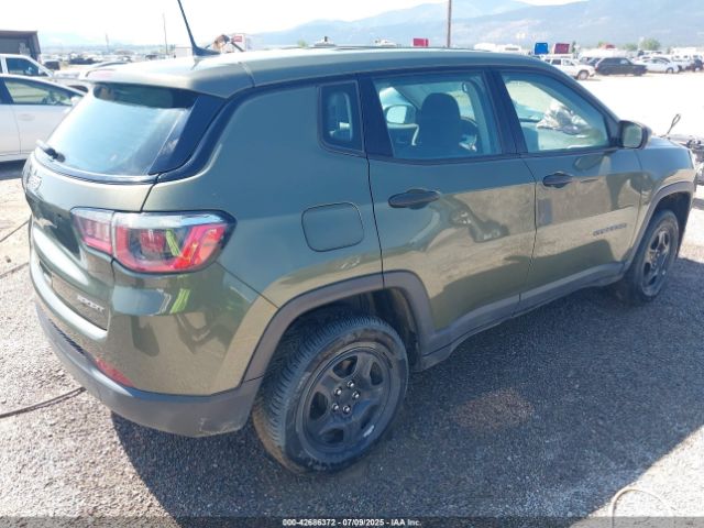 2019 JEEP COMPASS 3C4NJDAB1KT599782 Photo 3