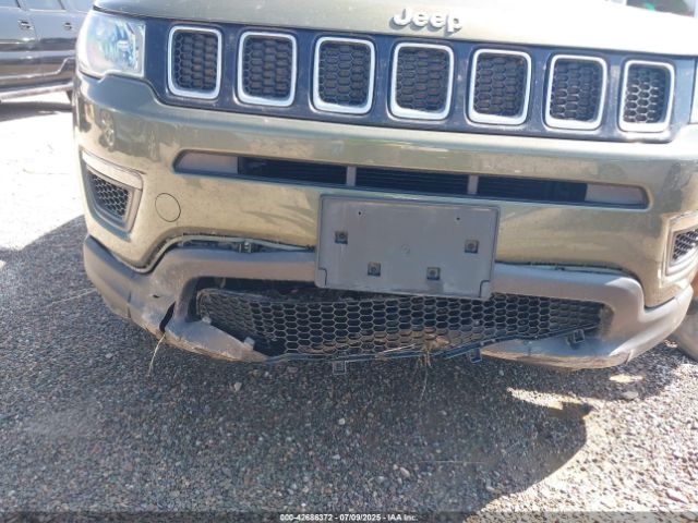 2019 JEEP COMPASS 3C4NJDAB1KT599782 Photo 5