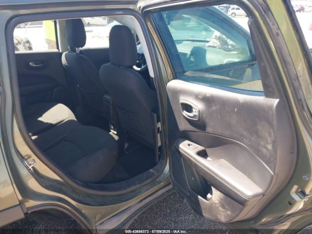 2019 JEEP COMPASS 3C4NJDAB1KT599782 Photo 7