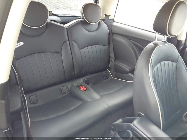 2012 MINI COOPER WMWSU3C58CT543280 Photo 7
