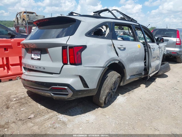 Продажа на аукционе авто 2022 Kia Sorento Sx, vin: 5XYRKDLF5NG100928, номер лота: 42686526