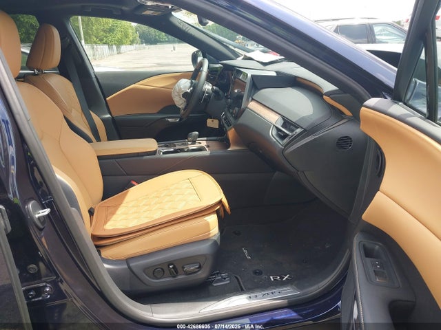 Lexus t24a-fts 2025 2T2BAMCA2SC098213 Image 5